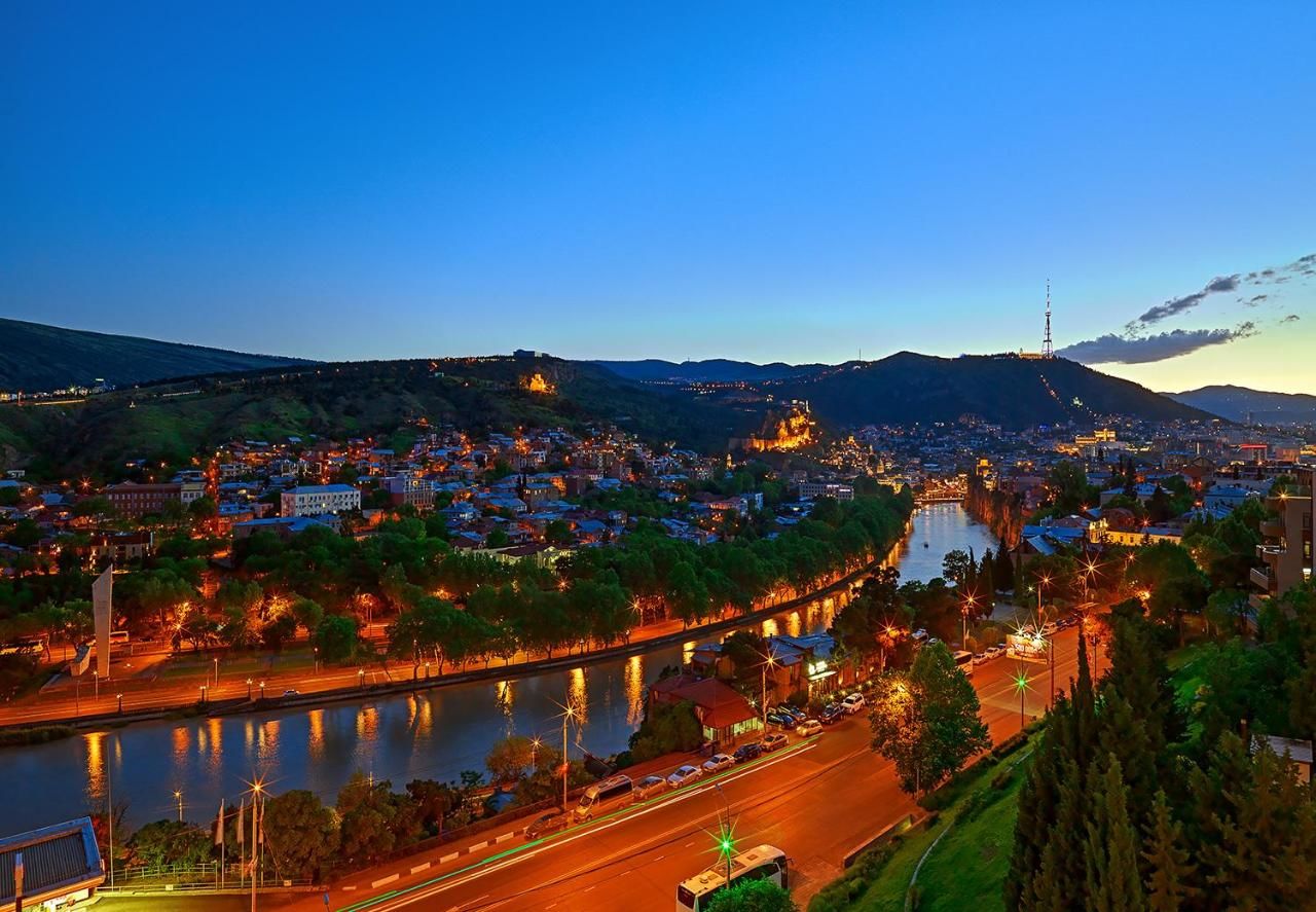 Отель Sheraton Grand Tbilisi Metechi Palace Тбилиси-22