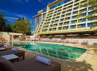 Отель Sheraton Grand Tbilisi Metechi Palace Тбилиси-3