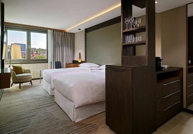 Отель Sheraton Grand Tbilisi Metechi Palace Тбилиси-19