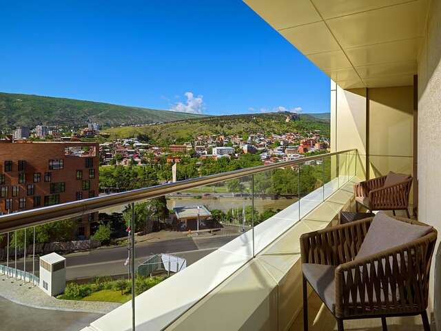 Отель Sheraton Grand Tbilisi Metechi Palace Тбилиси-22