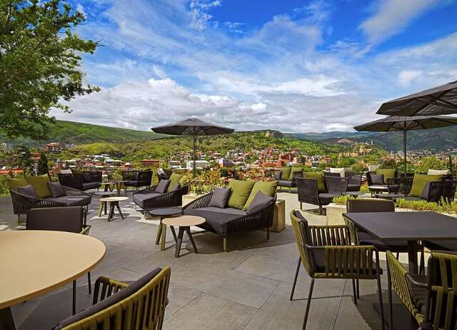 Отель Sheraton Grand Tbilisi Metechi Palace Тбилиси-27