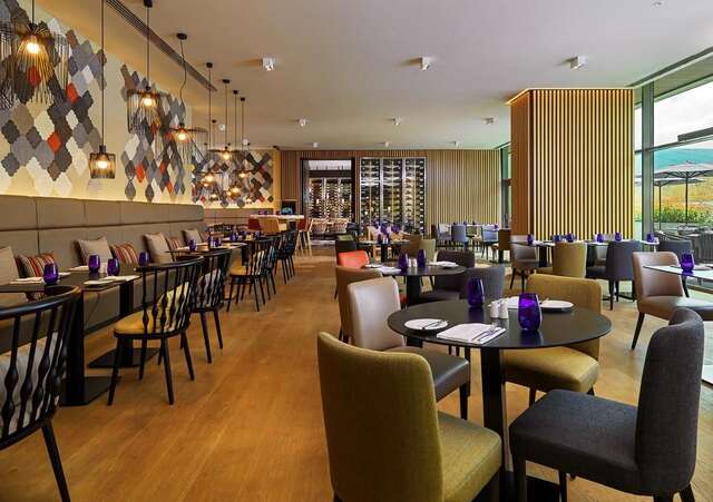 Отель Sheraton Grand Tbilisi Metechi Palace Тбилиси-32